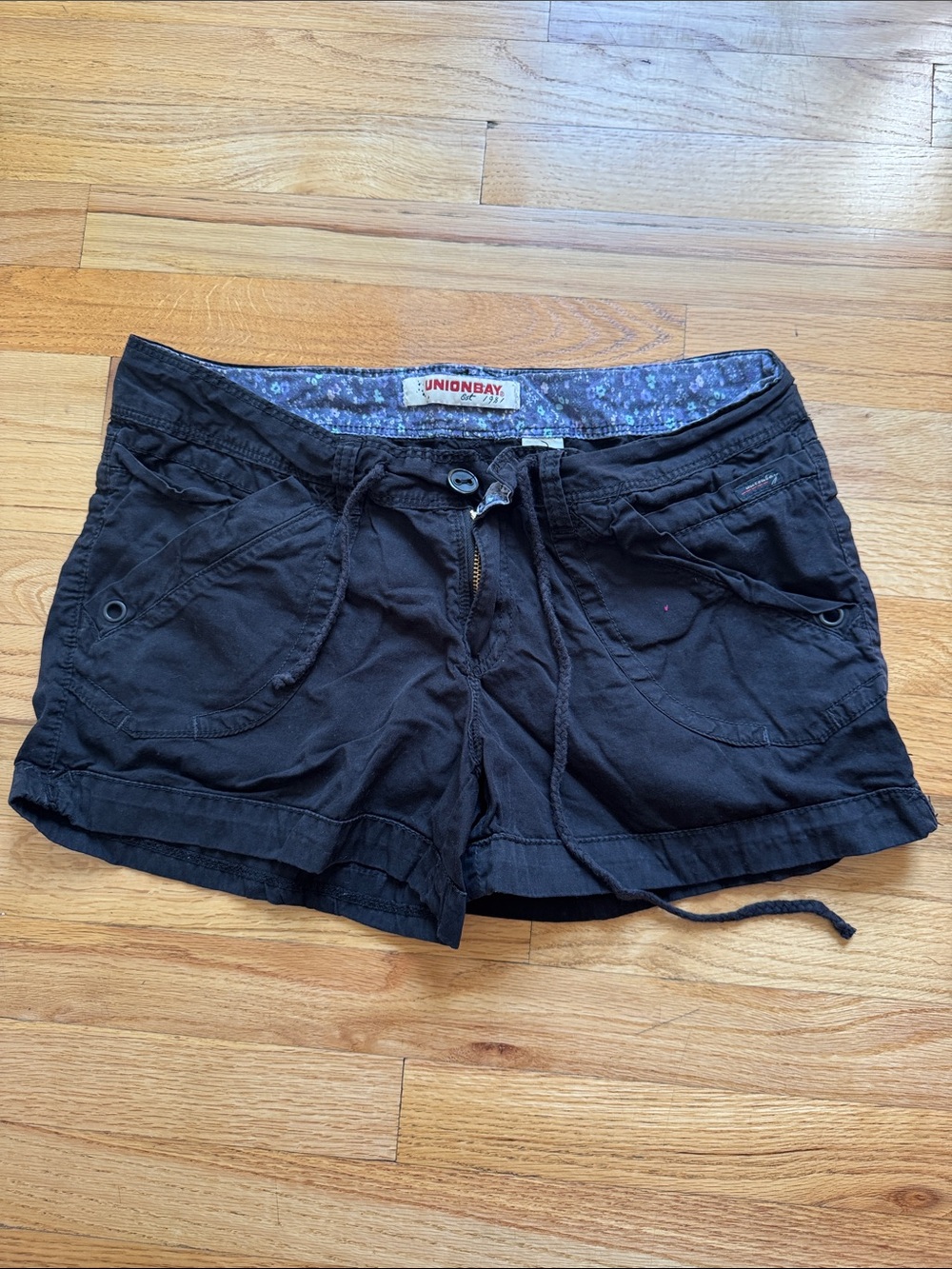 UNIONBAY Women's Black Casual Drawstring Shorts with Front Pockets Sz 11